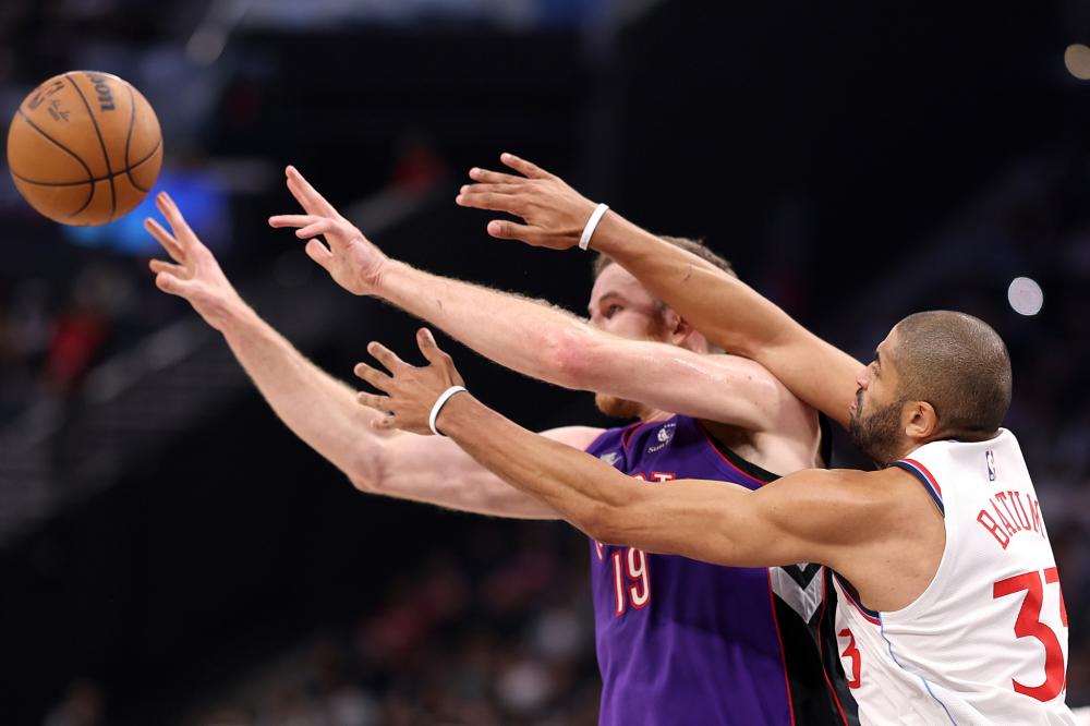 激烈的亚冠 激烈的亚冠