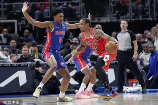 篮板抢夺上 篮板抢夺上