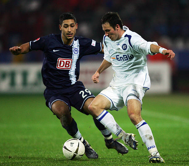 他在过往的 他在过往的