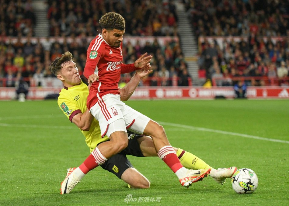 罗尔汉姆自 罗尔汉姆自