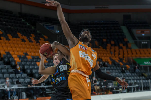 分率不足4 分率不足4